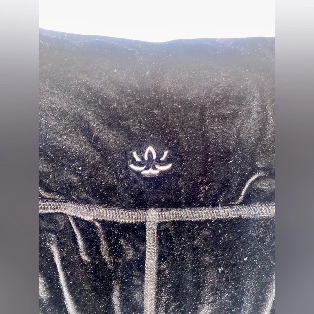 Beyond Yoga Black Velour Yoga Leggings Pants Women’s Size Extra Large - Picture 7 of 7